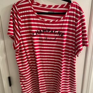 Summer T! Fun and sassy. Size is Lane Bryant 22/24